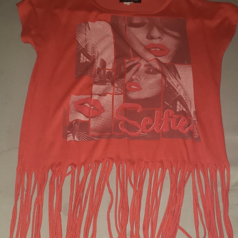 "SELFIE" shirt